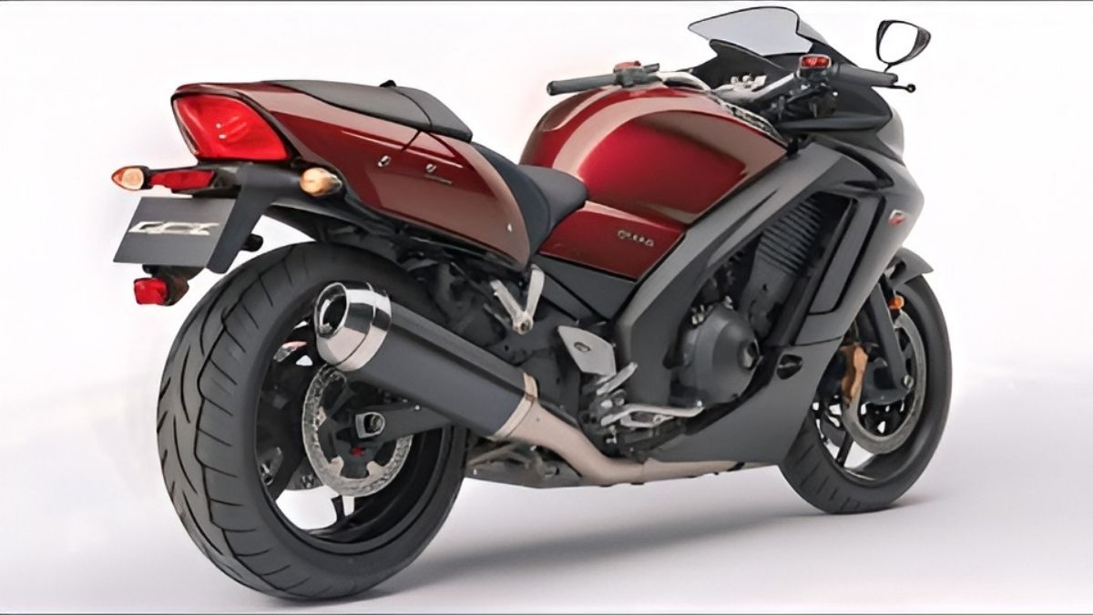 Honda CBR 1300XX Super Blackbird 2026: La moto más rápida regresa con nuevas especificaciones, precio actualizado y primer vistazo al diseño potente